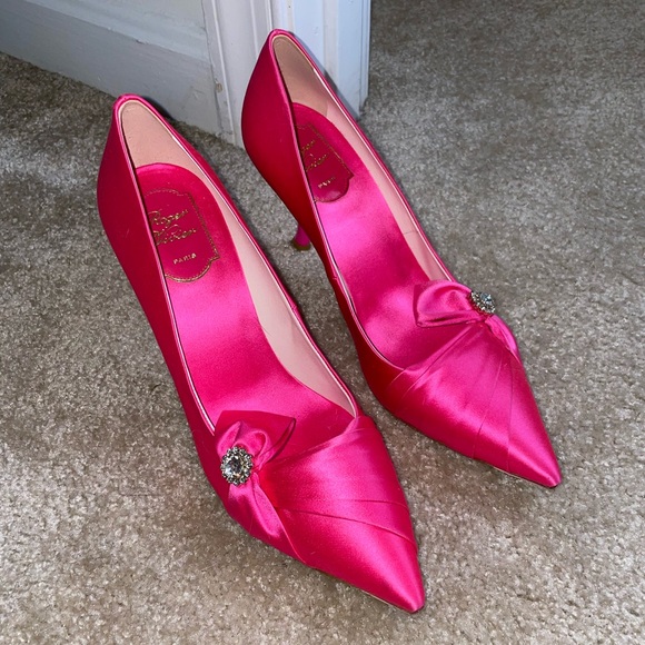 Roger Vivier LAVALLIÈRE CLOTH HEELS - Picture 1 of 7